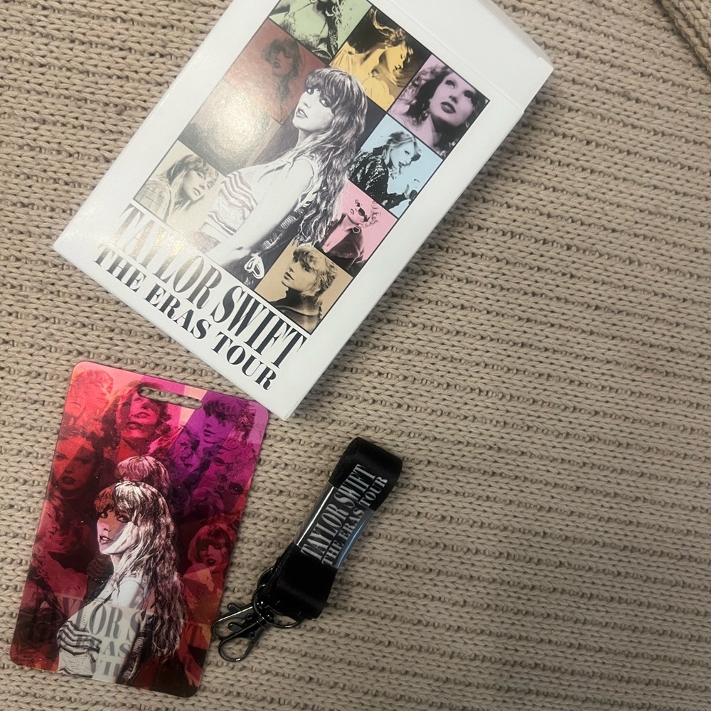 Taylor Swift VIP Box - Picture 4 of 5